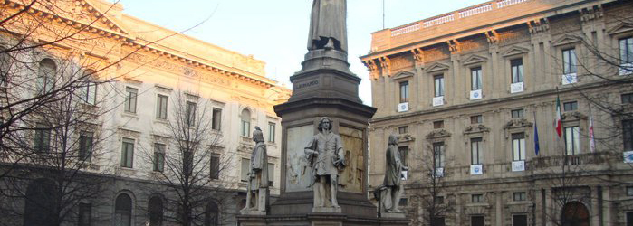 Italy Statues